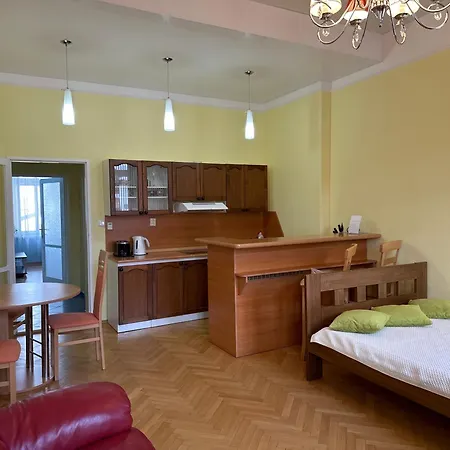Svahova 986/6 Karlovy Vary
